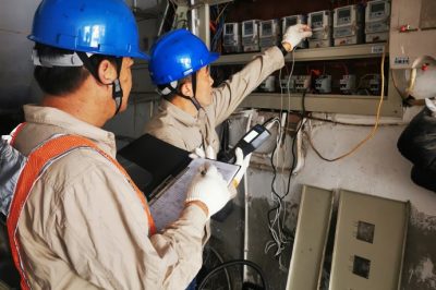 為居民電量突增用戶開展電表校驗(yàn)