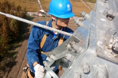 對新架110千伏明九線線路進(jìn)行驗收