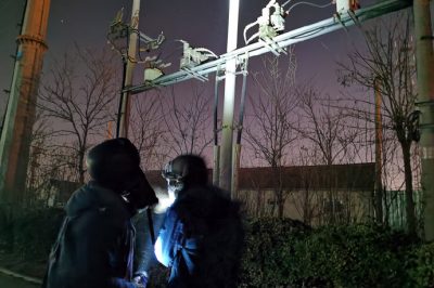 對轄區(qū)內(nèi)的線路、設(shè)備進(jìn)行夜間高負(fù)荷時(shí)段紅外測溫工作